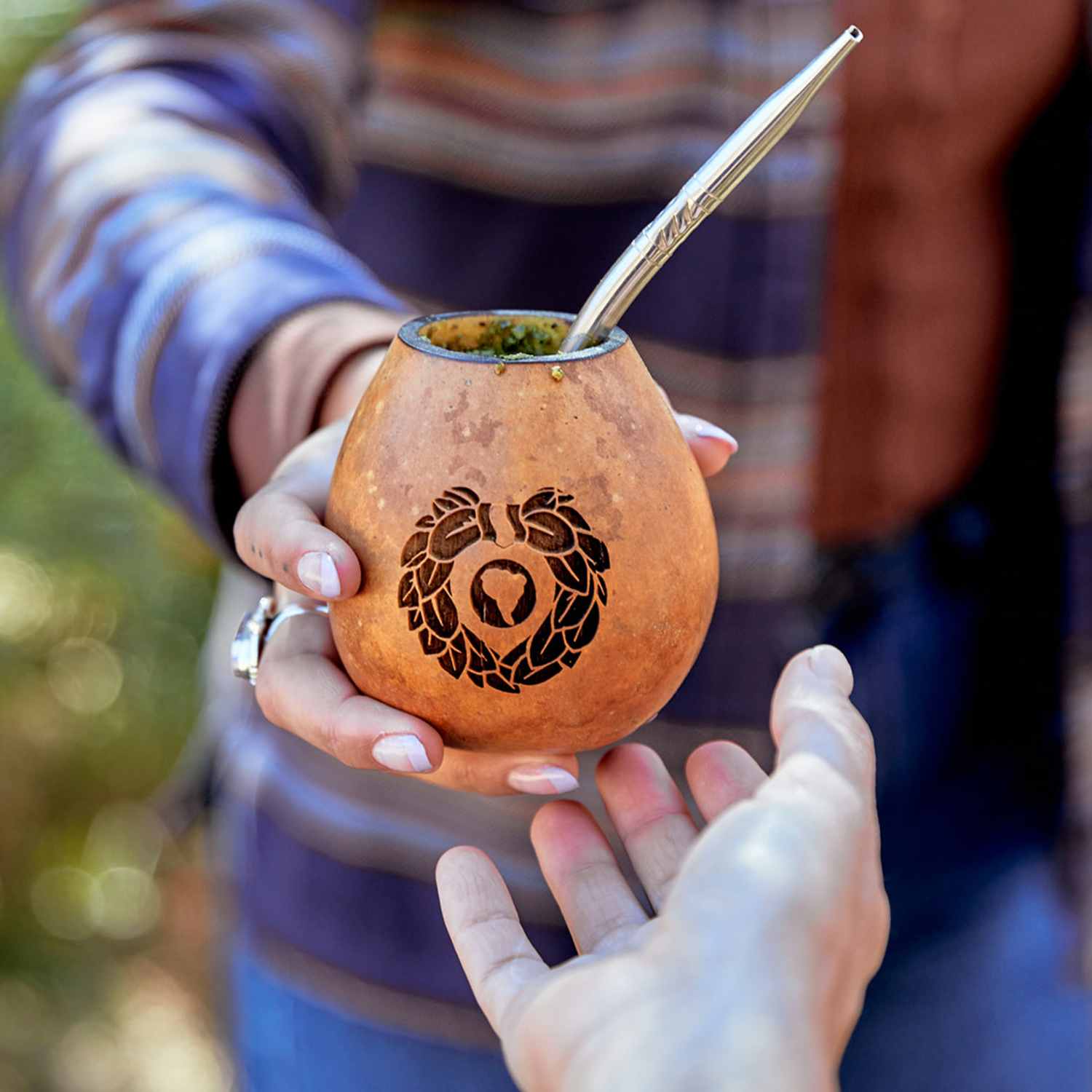 Το φυσικό ρόφημα που «καίει» λίπος – η υγιεινή εναλλακτική στο χάπι αδυνατίσματος