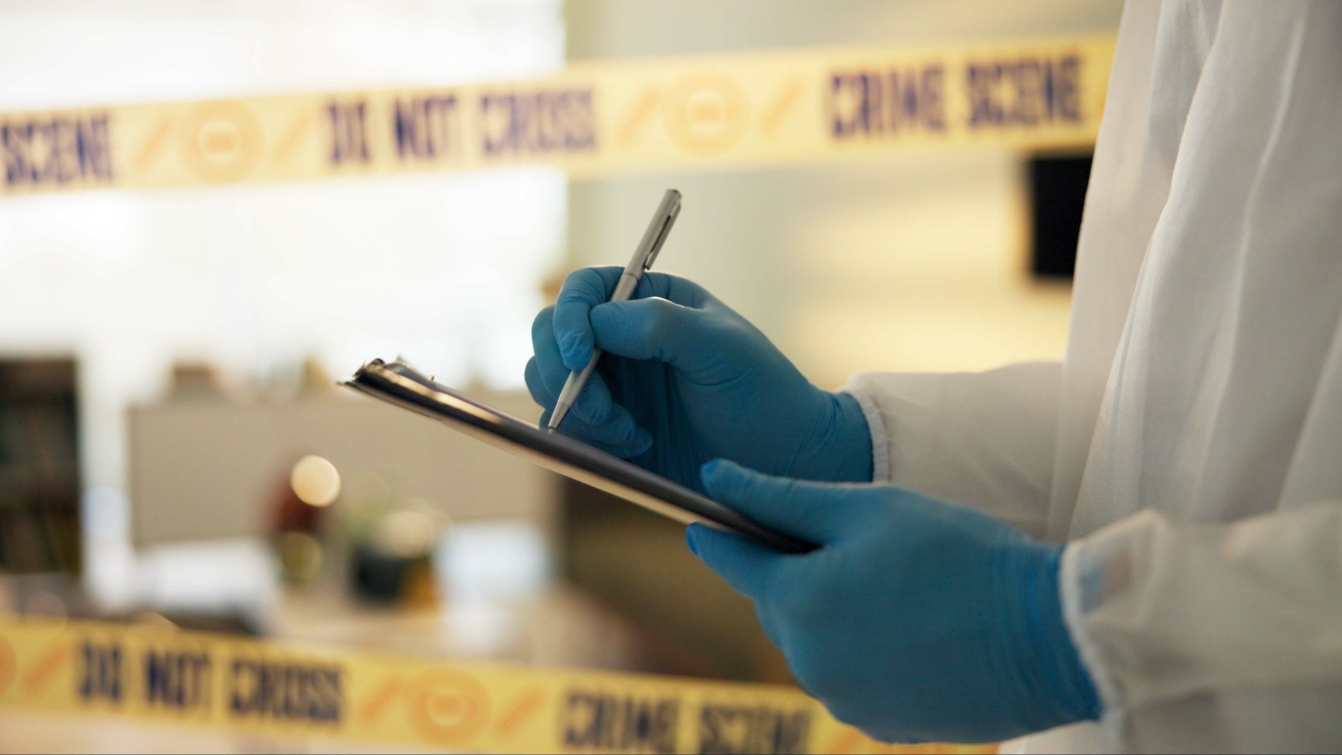 Ιατροδικαστικές Υπηρεσίες: Με ένα tablet, περιγραφή με φωνητική λειτουργία και αυτόματη σύνταξη σχεδίου ιατροδικαστικής