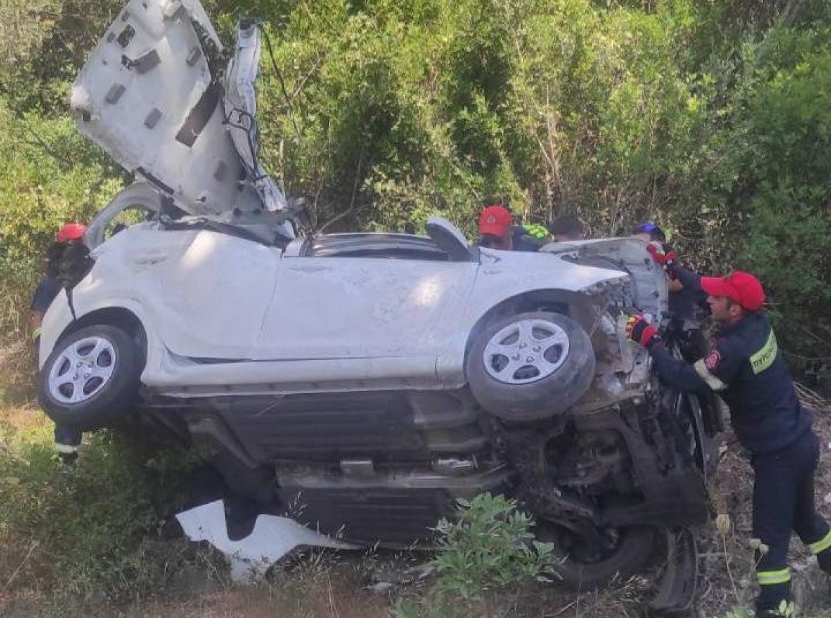 Τραγικό τροχαίο δυστύχημα σημειώθηκε το μεσημέρι του Σαββάτου (26/07), στα Παλιάμπελα της Βόνιτσας, με έναν άνδρα να χάνει τη ζωή