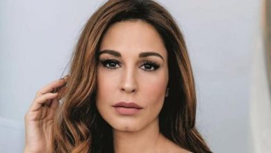 Η Κατερίνα Παπουτσάκη, μια γνωστή Ελληνίδα ηθοποιός, έχει μοιραστεί ανοιχτά τις προκλήσεις που αντιμετώπισε με την υγεία της