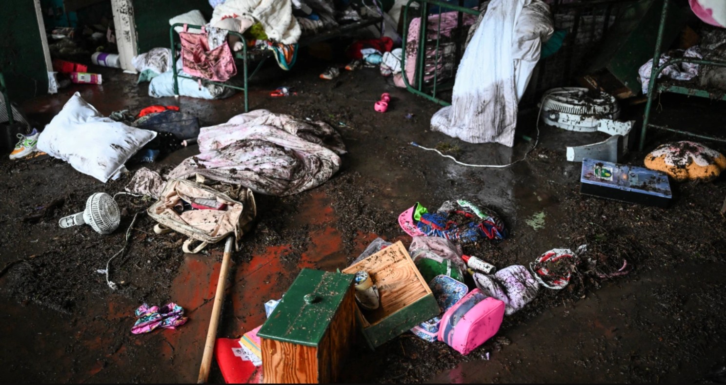 Σοκ και βαθιά θλίψη προκαλεί η είδηση του θανάτου δύο ανήλικων αδελφών στο Τέξας, οι οποίες βρέθηκαν νεκρές, πιασμένες χέρι-χέρι