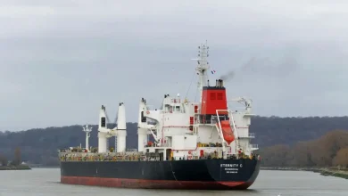 Μπαράζ επιθέσεων δέχονται πλοία στην Ερυθρά Θάλασσα από τους Χούθι με το πλήρωμα του ελληνόκτητου πλοίου Eternity να μετρά τρεις νεκρούς.