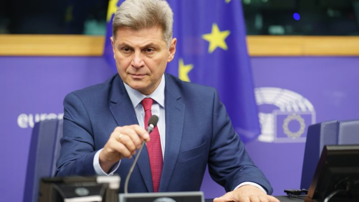 Τη συγκρότηση Κυβέρνησης Ειδικού Σκοπού και ευρείας αποδοχής, με αποκλειστικό στόχο την κάθαρση, την πάταξη της διαφθοράς και την