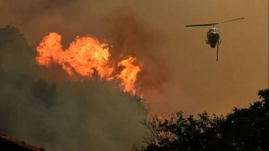 Ο δήμαρχος Σικυωνίων μιλά για ανυπολόγιστες καταστροφές – Επιστροφή με δάκρυα στα χωριά που άγγιξε η φωτιά.