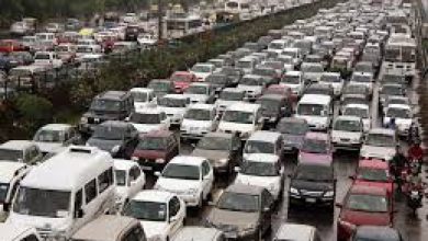 Ατελείωτες ώρες, που φτάνουν περίπου τις 100 τον χρόνο, χάνει μέσα στην κίνηση ο μέσος Αθηναίος, καθώς πλέον για να διανύσει μια απόσταση