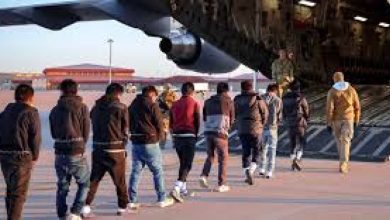 Όσοι μετανάστες βρίσκονται παράτυπα στις ΗΠΑ δεν θα έχουν πλέον δικαίωμα νομικής αμφισβήτησης της απέλασής τους, ακόμη κι αν ζουν στη χώρα