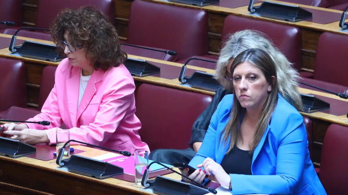 Με απόφαση του Προέδρου της Βουλής, Νικήτα Κακλαμάνη η Πρόεδρος της Πλεύσης Ελευθερίας Ζωή Κωνσταντοπούλου παραπέμπεται στην επιτροπή