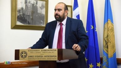 Λιποθύμησε ο δήμαρχος Κυθήρων, Ευστράτιος Ζαρχαλάκης, το βράδυ του Σαββάτου, ενώ βρισκόταν σε πλήρη εξέλιξη ο συντονισμός της επιχείρησης