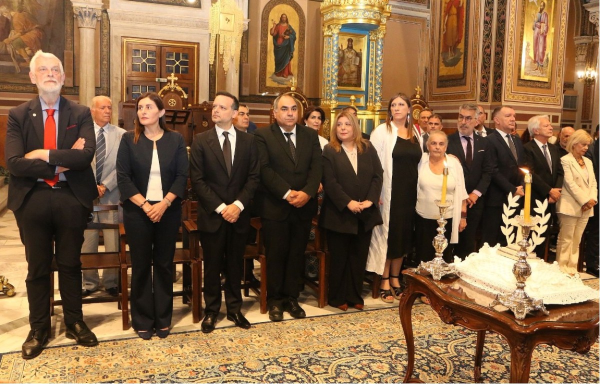 Σε μία ημέρα όπου η μνήμη βαραίνει και η Ιστορία απαιτεί σιωπή και σεβασμό, ο υφυπουργός Εξωτερικών Γιάννης Λοβέρδος κατάφερε, άθελά