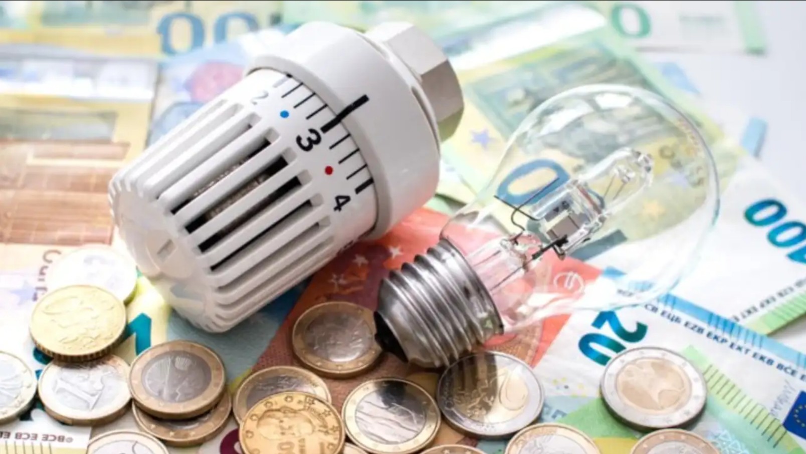 Ακριβότερη αναμένεται η ψύξη των κατοικιών μέσα στον Αύγουστο, καθώς η τιμή του ηλεκτρικού ρεύματος για τα νοικοκυριά