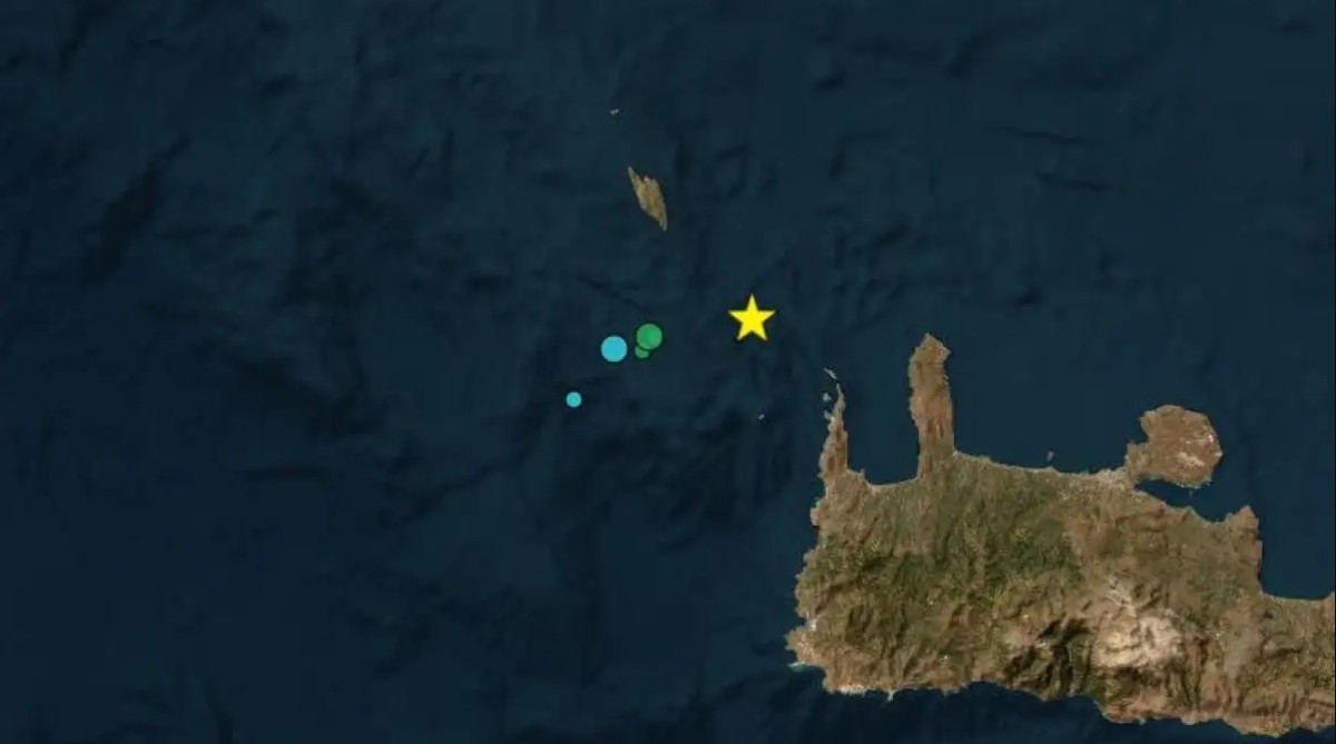 Μια ισχυρή σεισμική δόνηση έντασης 5,1 βαθμών της κλίμακας Ρίχτερ ταρακούνησε το μεσημέρι της Τετάρτης την περιοχή ανάμεσα στα