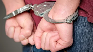 Ένα σοκαριστικό περιστατικό σημειώθηκε τα ξημερώματα της Πέμπτης (3/7) στη Σταλίδα Κρήτης, όταν ένας 23χρονος Πορτογάλος