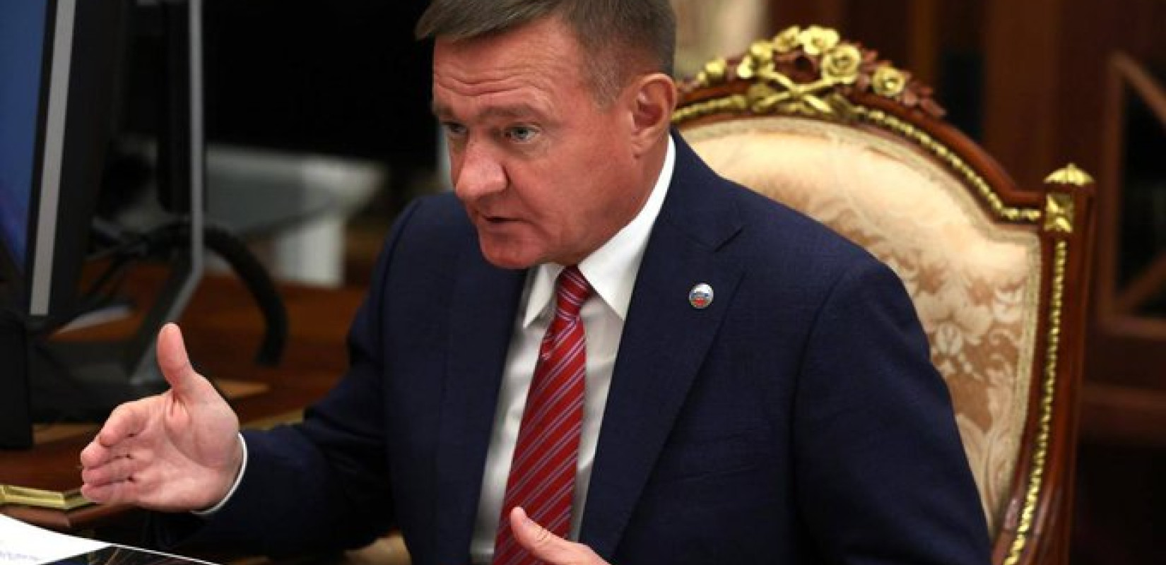 Το Κρεμλίνο δήλωσε «συγκλονισμένο» από τον αιφνίδιο θάνατο του Ρώσου πρώην υπουργού Μεταφορών Ρομάν Σταροβόιτ, η είδηση για τον οποίο έγινε