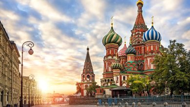 Σε μια κίνηση με σαφείς πολιτικές προεκτάσεις, το ρωσικό Υπουργείο Εξωτερικών ενέταξε σειρά Ελλήνων και Κυπρίων πολιτικών σε λίστα