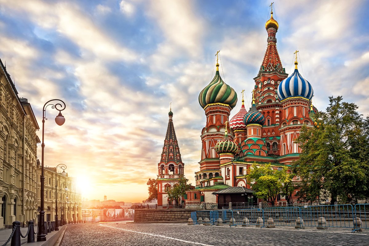 Σε μια κίνηση με σαφείς πολιτικές προεκτάσεις, το ρωσικό Υπουργείο Εξωτερικών ενέταξε σειρά Ελλήνων και Κυπρίων πολιτικών σε λίστα