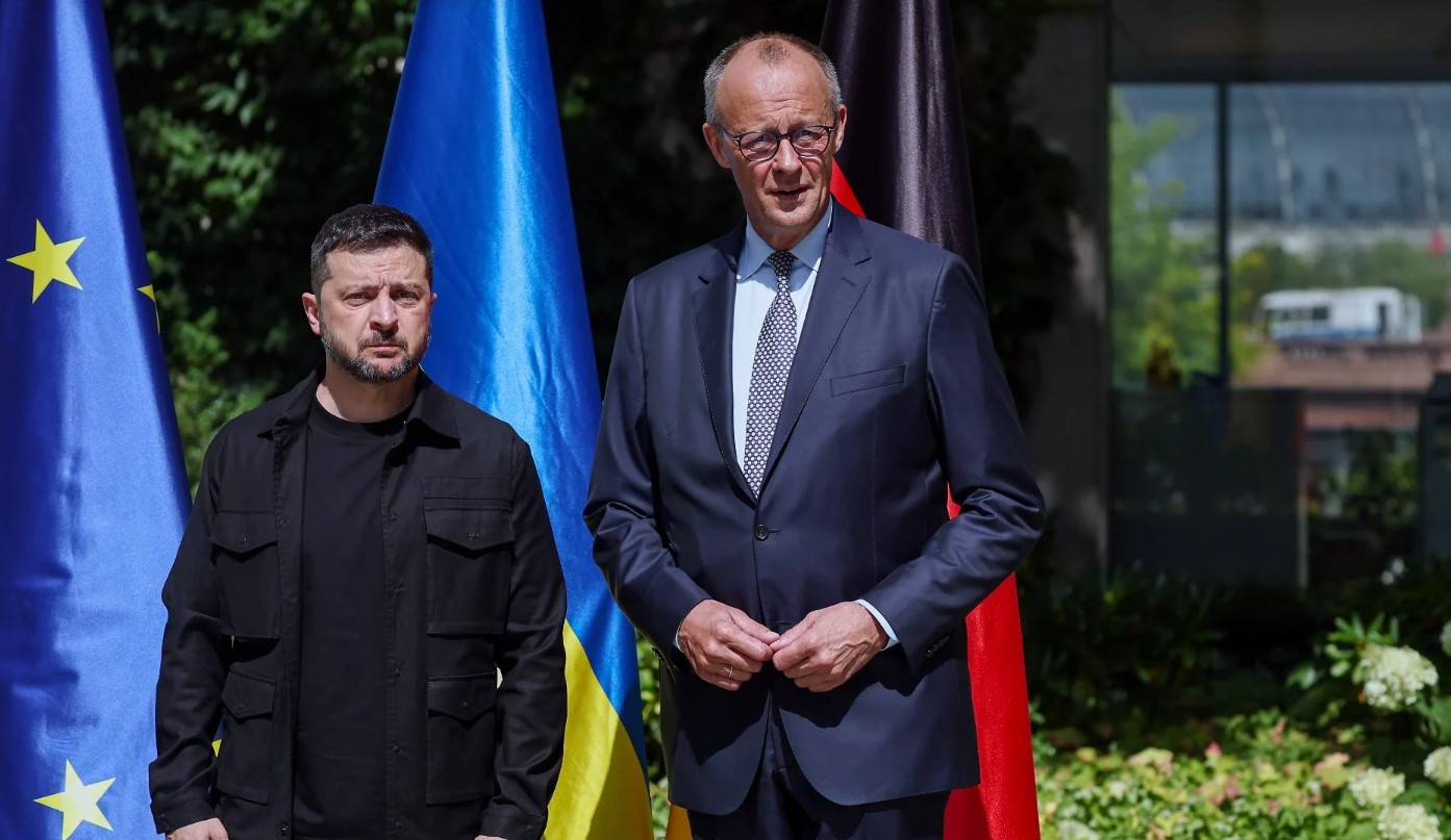 Η Μόσχα εμφανίζεται αδιάφορη απέναντι στην τηλεδιάσκεψη που πραγματοποιήθηκε την Τετάρτη στο Βερολίνο, με τη