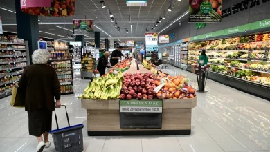 Οι Έλληνες καταναλωτές βρίσκονται αντιμέτωποι με μια ολοένα και πιο ασφυκτική πραγματικότητα. Τα νοικοκυριά αναγκάζονται