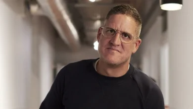 Σοβαρό τροχαίο με γουρούνα, είχε ο ιδρυτής της Volt και CEO της Velocity στη Μύκονο, Tom Greenwood. Ο δισεκατομμυριούχος