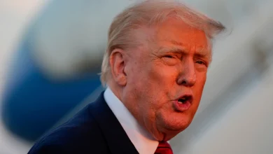 Δεν θα εμπλακεί σε πολεμικές δηλώσεις με τον Ντόναλντ Τραμπ, διαμηνύει η Ρωσία, προειδοποιώντας παράλληλα κατά της χρήσης πυρηνικής ρητορικής.