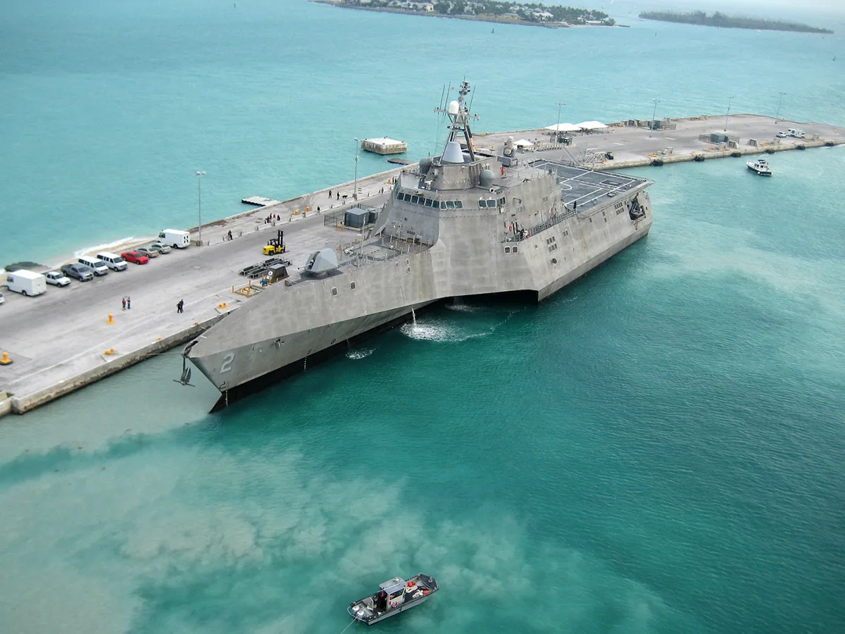 Ο πρόεδρος των ΗΠΑ, Ντόναλντ Τραμπ, έδωσε εντολή για την αποστολή αεροναυτικών δυνάμεων στη νότια Καραϊβική, με στόχο την καταστροφή