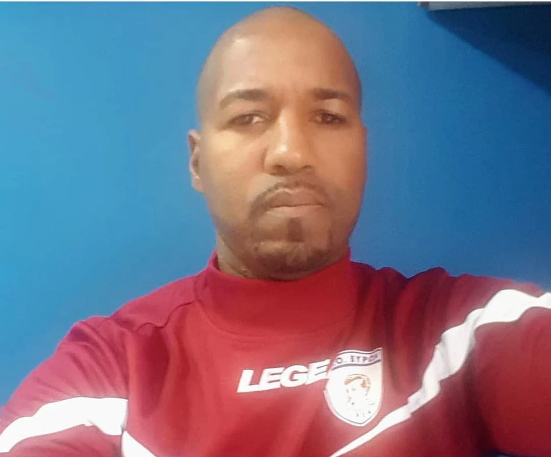 Βαρύ πένθος σκόρπισε η είδηση του αιφνίδιου θανάτου του 42χρονου Βραζιλιάνου ποδοσφαιριστή Κριστιάν Ρικάρντο Ντα Κόστα, ο οποίος