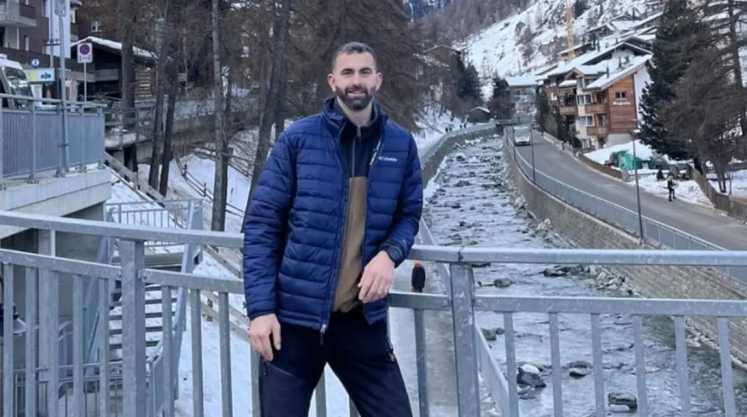 Στο παγωμένο και αφιλόξενο σκηνικό του ορεινού όγκου του Mont Blanc στις Γαλλικές Άλπεις εκτυλίχθηκε τη Δευτέρα η τραγωδία που στοίχισε