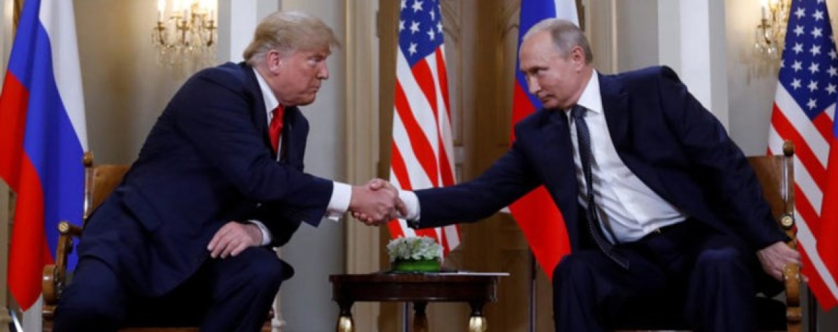 Το σενάριο της πολυαναμενόμενης συνόδου της Παρασκευής μοιάζει να έχει γραφτεί από τη Μόσχα: ευνοϊκή ατμόσφαιρα, συμβολισμοί