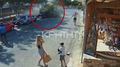 Ένα τραγικό τροχαίο δυστύχημα σημειώθηκε χθες το απόγευμα στην περιοχή της Χερσονήσου, στον νομό Ηρακλείου της Κρήτης,