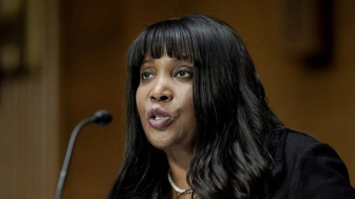 Η κυβερνήτρια της Ομοσπονδιακής Τράπεζας (Fed) Λίζα Κουκ προσέφυγε στα δικαστήρια υποστηρίζοντας ότι ο πρόεδρος των ΗΠΑ Ντόναλντ Τραμπ