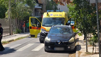Τραγικό τέλος βρήκε μία 47χρονη γυναίκα το πρωί της Δευτέρας 18 Αυγούστου στο Χαλάνδρι, όταν δέχθηκε θανατηφόρα χτυπήματα
