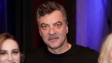 Η είδηση έχει συγκλονίσει τον καλλιτεχνικό χώρο αλλά και τους τηλεθεατές που αγάπησαν τον Στάθη Μαντζώρο μέσα από τον ρόλο