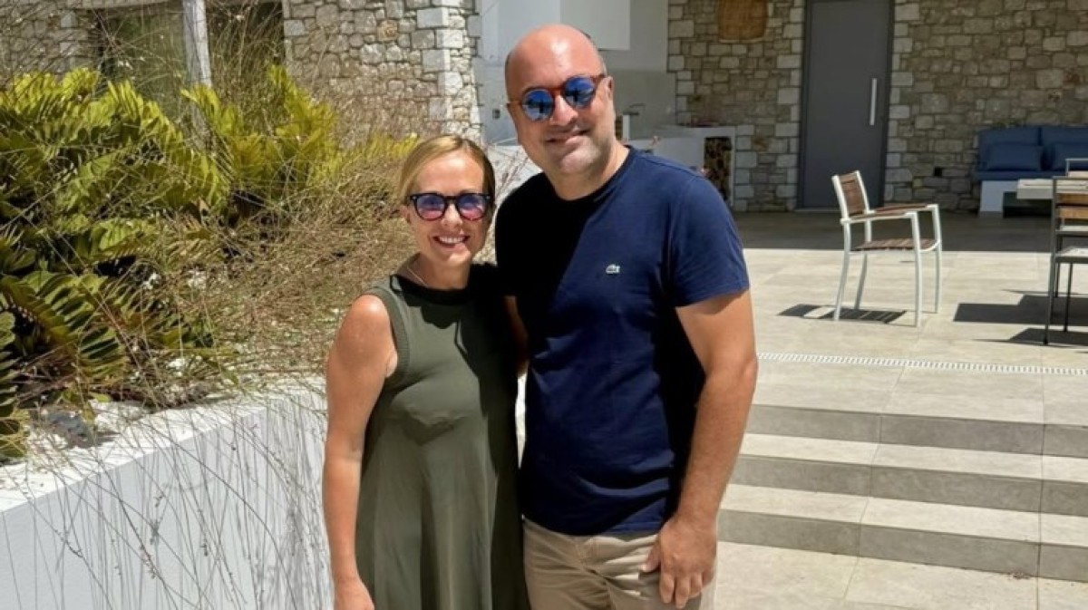 Η Τζόρτζια Μελόνι επέλεξε τη Ρόδο για τις καλοκαιρινές της διακοπές, απολαμβάνοντας στιγμές χαλάρωσης και ηρεμίας μακριά από τα φώτα