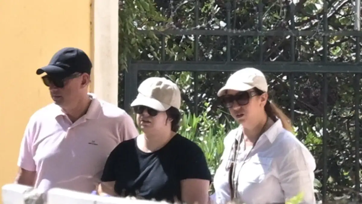 Σε αποκαλύψεις γύρω από το θάνατο του μικρού κοριτσιού στο Παλαιό Φάληρο, αλλά και για τα σοβαρά ερωτήματα που προκύπτουν