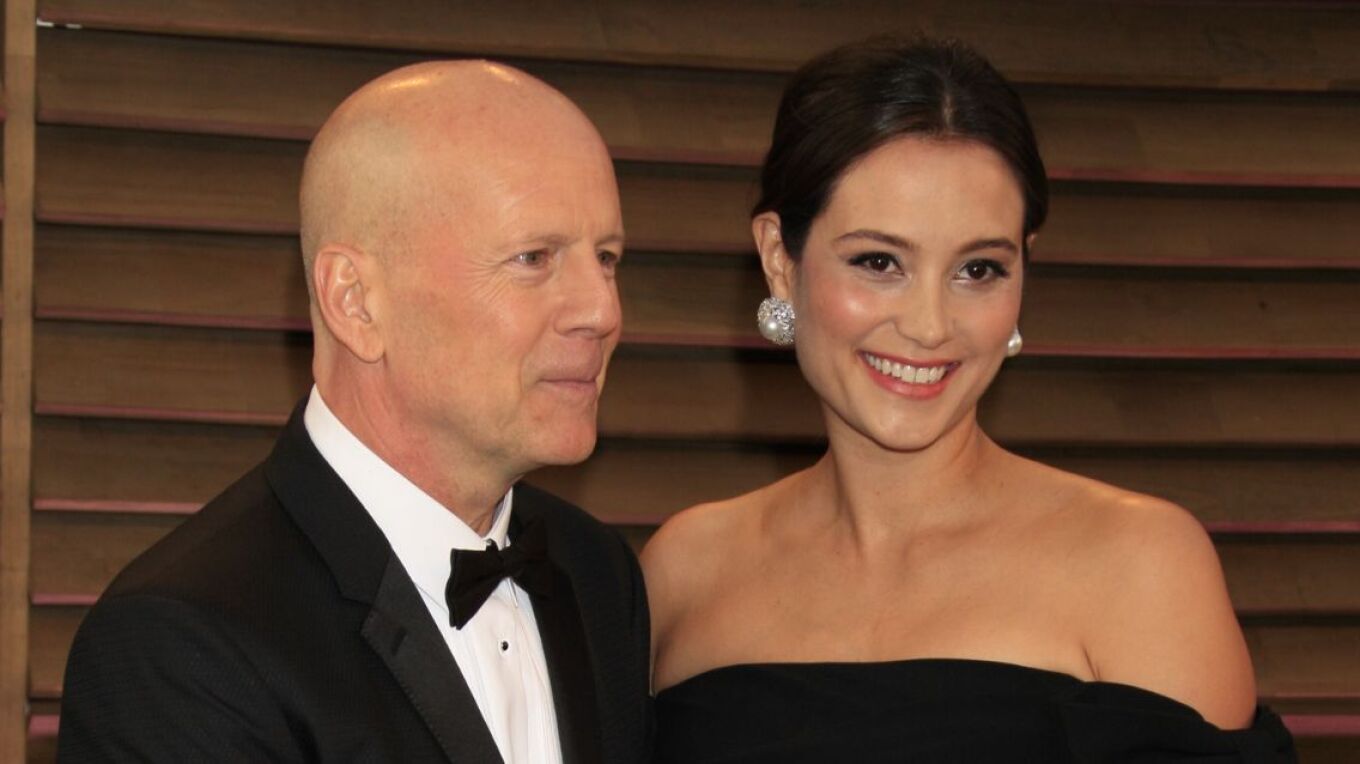 Η απόφαση αυτή πάρθηκε με γνώμονα τα δύο μικρότερα παιδιά τους, ώστε να μεγαλώνουν σε ένα περιβάλλον προσαρμοσμένο στις δικές τους