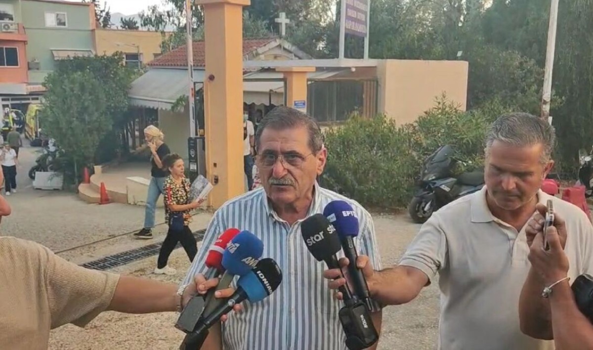 Τα μηνύματα του 112 το οποίο έχει συμβάλει στις εκκενώσεις εκατοντάδων περιοχών από την ημέρα της λειτουργίας του, επέκρινε