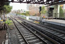 Μεταφέρθηκε άμεσα στο νοσοκομείο «Γεννηματάς» – Προσωρινές διακοπές δρομολογίων στους σταθμούς Περισσός, Πευκάκια, Νέα Ιωνία