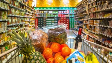 Η ακρίβεια συνεχίζει να αποτελεί «βραχνά» για τα νοικοκυριά, καθώς οι καταναλωτές έρχονται αντιμέτωποι με διαρκώς αυξανόμενες τιμές