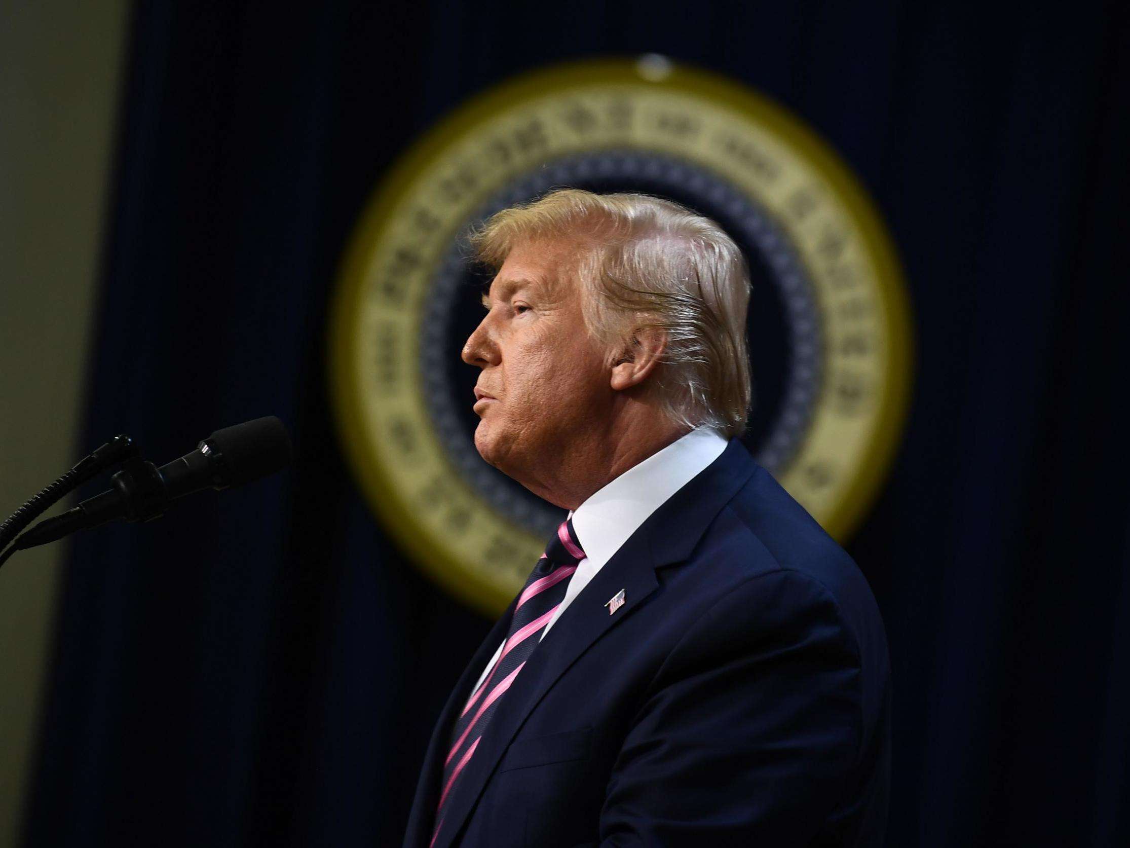 Ο Ντόναλντ Τραμπ ανακοίνωσε ότι η αλλαγή ονόματος σε υπουργείο Πολέμου είναι πιθανόν «να γίνει μέσα στην επόμενη εβδομάδα περίπου» για το Υπουργείο Άμυνας.