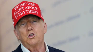 Με τον γνωστό του σκωπτικό τρόπο, ο Ντόναλντ Τραμπ σχολίασε τις τεταμένες σχέσεις ανάμεσα στον Ρώσο πρόεδρο Βλαντίμιρ Πούτιν και