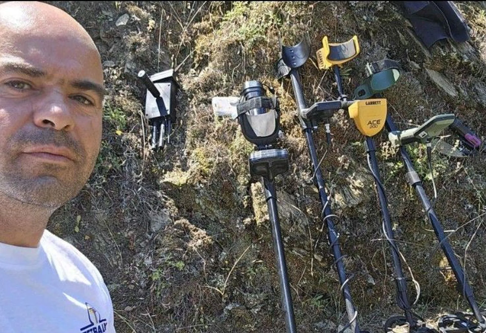 Μέχρι το πρωί του Σαββάτου, οι αρχές ασφαλείας στον Βόλο δεν είχαν καταφέρει να εντοπίσουν κανένα ίχνος του 40χρονου Αλβανού,