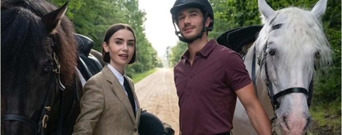 Ένα τραγικό γεγονός συγκλόνισε το συνεργείο της δημοφιλούς σειράς Emily in Paris, καθώς ο βοηθός σκηνοθέτη Diego Borella κατέρρευσε