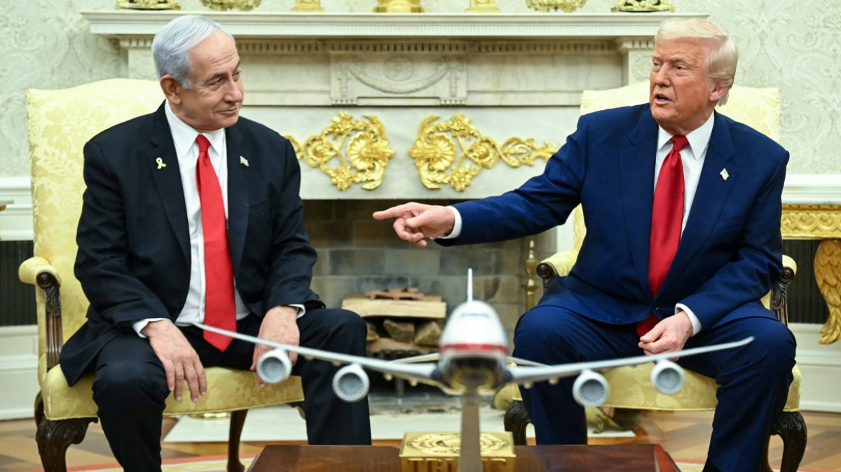 Μια εκρηκτική τηλεφωνική συνομιλία μεταξύ του Προέδρου των ΗΠΑ, Ντόναλντ Τραμπ, και του πρωθυπουργού του Ισραήλ, Μπενιαμίν