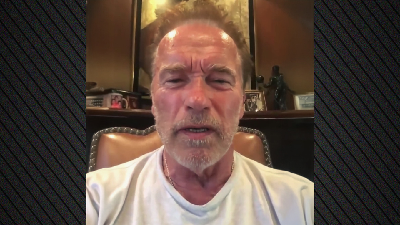 Σκληρή κριτική άσκησε ο Άρνολντ Σβαρτσενέγκερ στον Ντόναλντ Τραμπ, σχολιάζοντας με αιχμηρό τρόπο τη στάση που τήρησε ο Αμερικανός