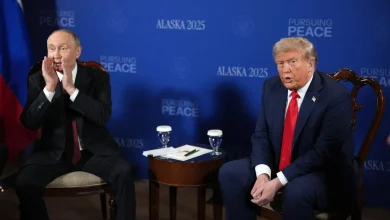 Με μία και μόνο φράση, συνοδευόμενη από μια χαρακτηριστική χειρονομία, ο Ρώσος πρόεδρος Βλαντίμιρ Πούτιν κατέστησε