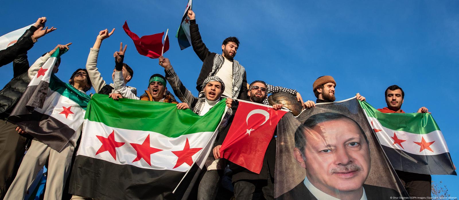 Σε μια κίνηση που προκαλεί αναταράξεις στην ευρύτερη περιοχή της Μέσης Ανατολής, η Τουρκία ξεκινά επίσημη στρατιωτική συνεργασία