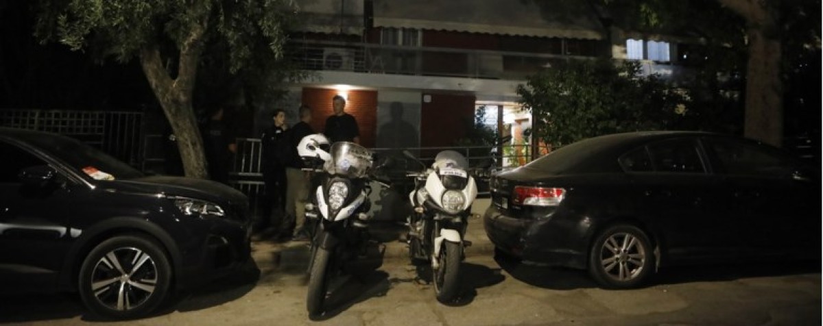 Νεκρό ζευγάρι στον Ν. Κόσμο: "Ηταν πολύ άρρωστη κι αυτός ήταν πολύ στενοχωρημένος"