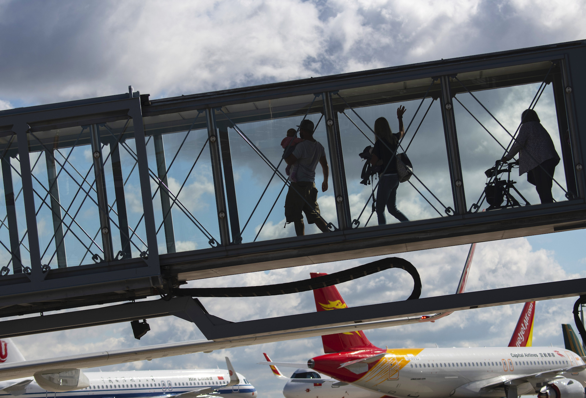 Το Ιράν ανακοίνωσε σήμερα (30.09.2025) την επιστροφή αυτή την εβδομάδα στη χώρα 120 πολιτών του που απελάθηκαν από τις ΗΠΑ στο πλαίσιο