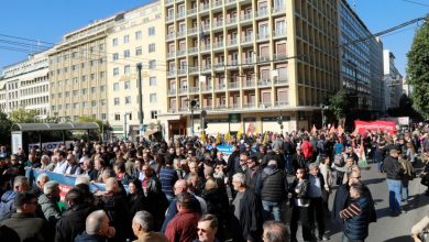 Η χώρα τίθεται σε απεργιακό κλοιό την Τετάρτη 1 Οκτωβρίου, καθώς εργαζόμενοι σε δημόσιο και ιδιωτικό τομέα θα συμμετάσχουν στην 24ωρη