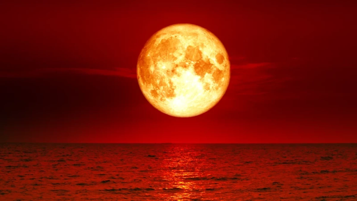 Η Σεληνιακή Έκλειψη που θα συμβεί στις 7 Σεπτεμβρίου 2025 στον Ποσειδώνα φέρνει μαζί της μια έντονη «καταιγίδα αλλαγών», ιδιαίτερα για 4 ζώδια.