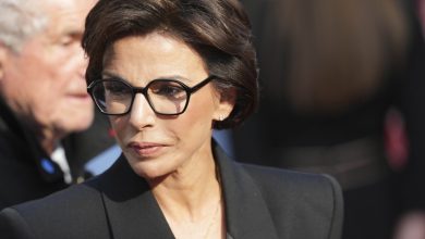 Γάλλοι εισαγγελείς διερευνούν την υπουργό Πολιτισμού Ρασίντα Ντατί σχετικά με φερόμενη μη δήλωση πολυτελούς συλλογής κοσμημάτων